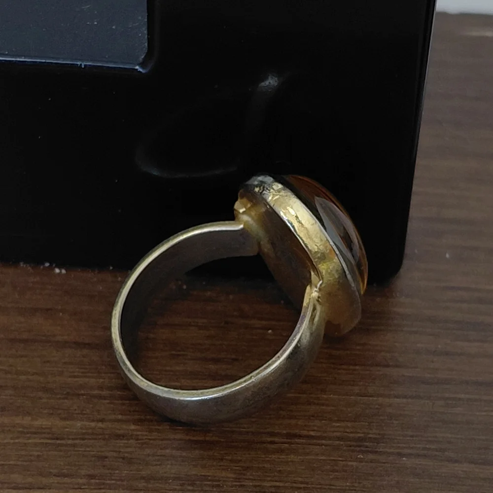 Vintage Mood Ring From The 70's- Gold Tone- Size 7